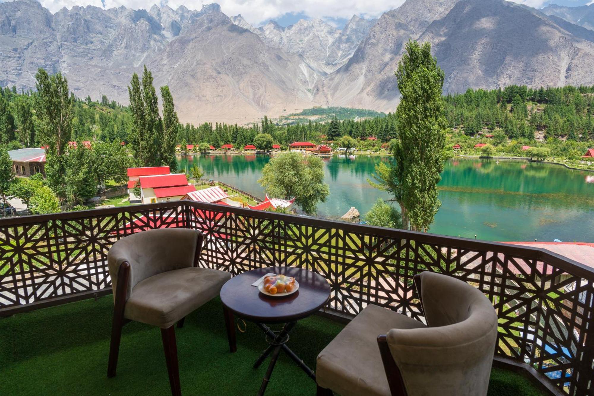 Tibet Hotel Skardu Esterno foto